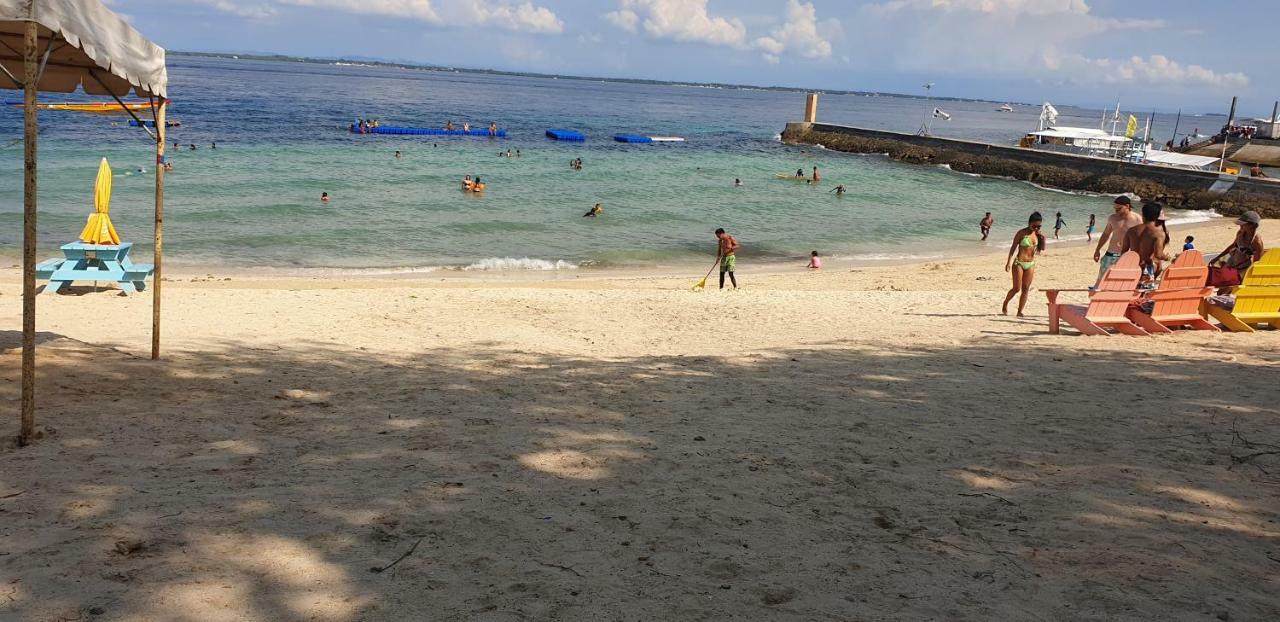 Mactan Newtown Condo With Garden And Ocean View 8Newtown Blvd Мактан Екстериор снимка