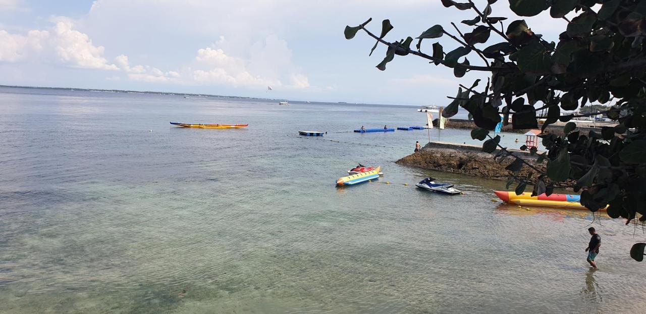Mactan Newtown Condo With Garden And Ocean View 8Newtown Blvd Мактан Екстериор снимка