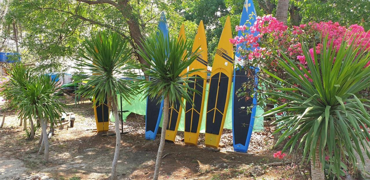 Mactan Newtown Condo With Garden And Ocean View 8Newtown Blvd Мактан Екстериор снимка