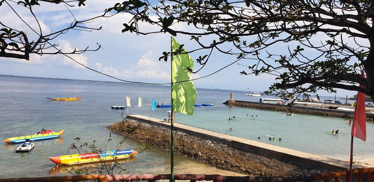 Mactan Newtown Condo With Garden And Ocean View 8Newtown Blvd Мактан Екстериор снимка